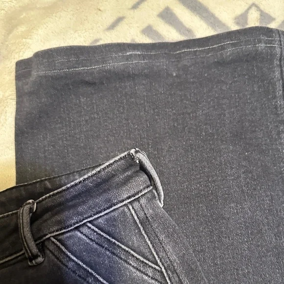 A117. Black high rise Wide Leg Jeans - have been altered size 26 - Picture 7 of 14